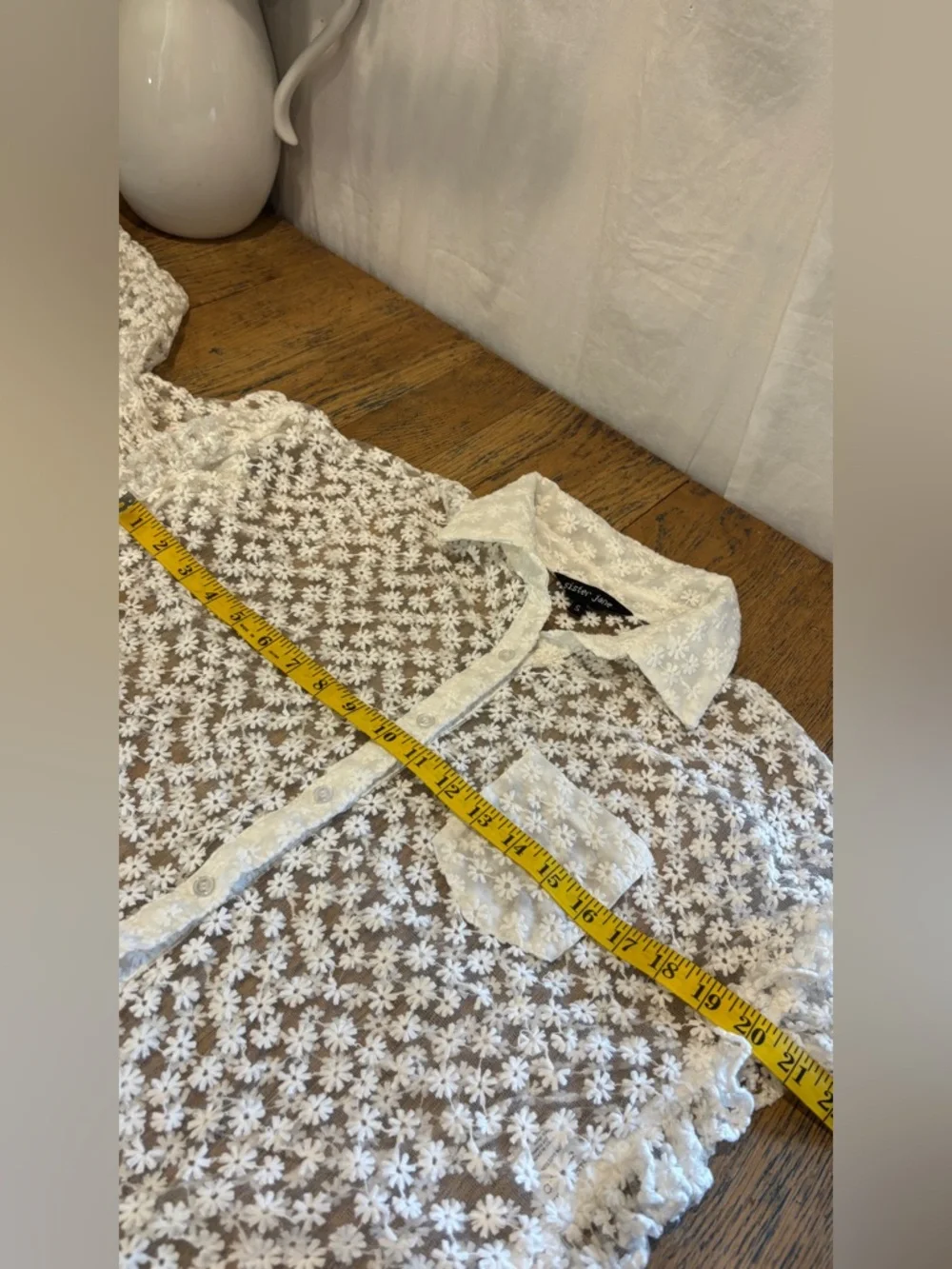 SISTER JANE White Floral Lace Blouse Size S - Picture 10 of 12